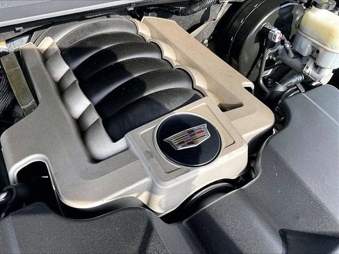 Used 2019 Cadillac Escalade Premium Luxury AWD/4WD image 35