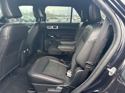 Used 2022 Ford Explorer ST-Line w/ Class IV Trailer Tow Package image 14