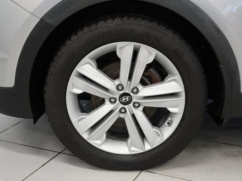 Used 2016 Hyundai Santa Fe SE w/ Option Group 03 image 18