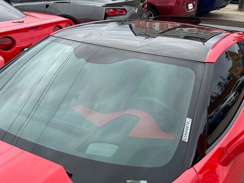 Used 2016 Chevrolet Corvette Z06 w/ 3LZ Preferred Equipment Group image 12