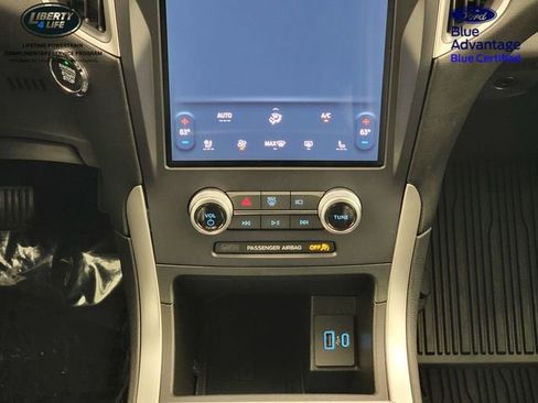 Certified 2024 Ford Edge SEL w/ Convenience Package AWD/4WD image 25