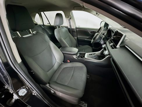 Used 2024 Toyota RAV4 LE image 30