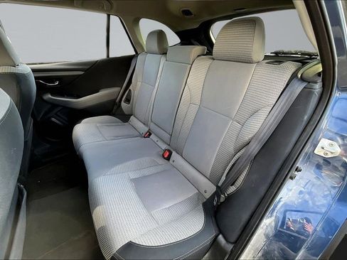 Used 2022 Subaru Outback Premium AWD/4WD image 18