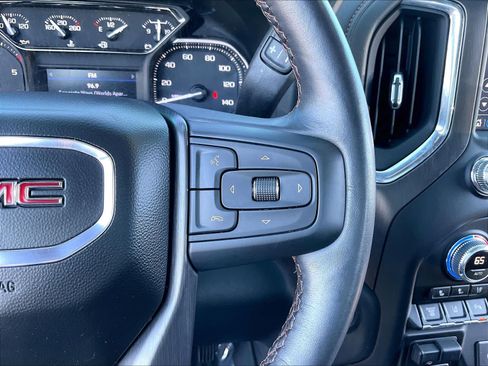 Used 2022 GMC Sierra 2500 AT4 w/ AT4 Preferred Package AWD/4WD image 22