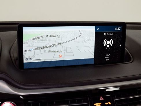 Used 2023 Acura MDX SH-AWD w/ Technology Package image 17
