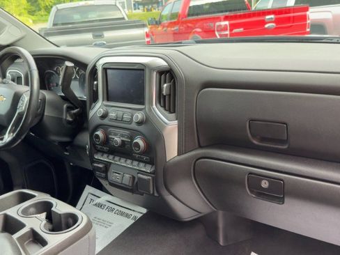 Used 2019 Chevrolet Silverado 1500 LT w/ All-Star Edition AWD/4WD image 15
