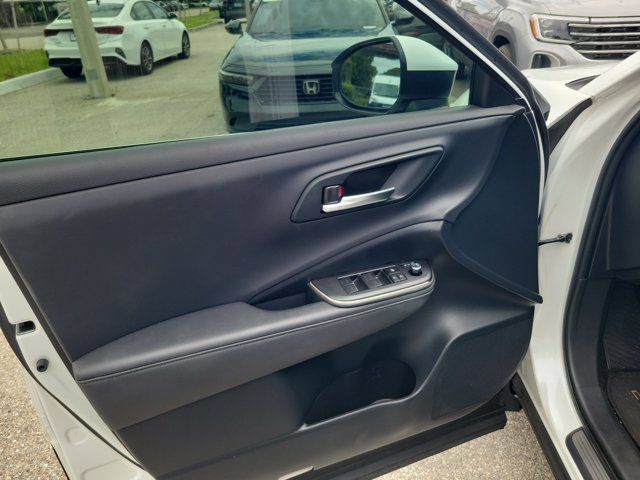 Used 2023 Toyota Crown AWD/4WD image 19