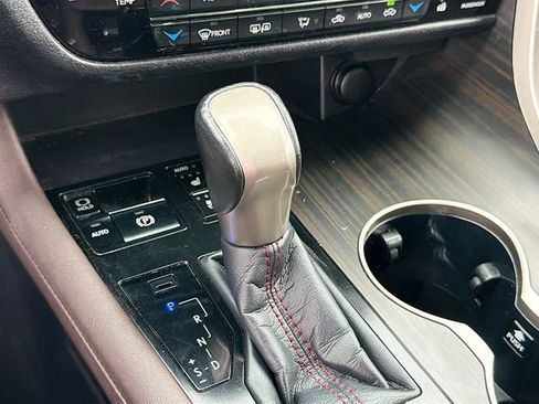 Used 2017 Lexus RX 350 350 w/ Premium Package image 17