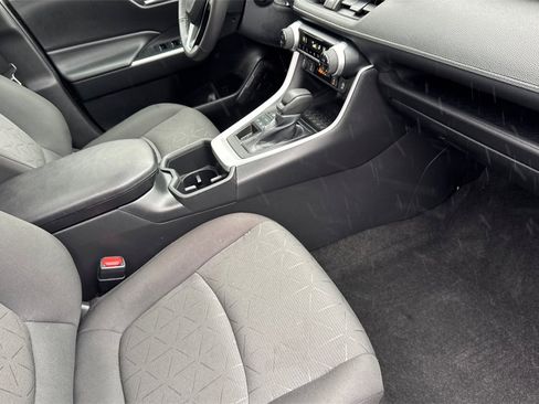 Certified 2024 Toyota RAV4 XLE w/ Convenience Package image 15