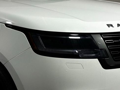 New 2026 Land Rover Range Rover Long Wheelbase SE image 15