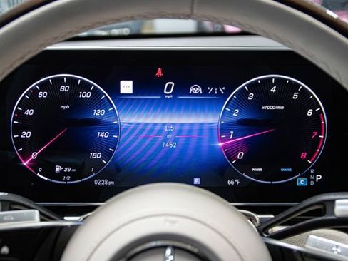 Used 2025 Mercedes-Benz S 580 4MATIC Sedan image 9