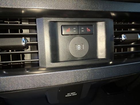 New 2026 Ford F350 Platinum w/ FX4 Off-Road Package image 14