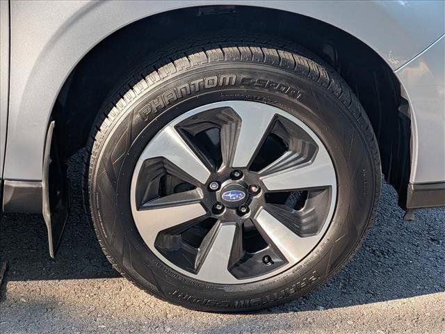 Used 2017 Subaru Forester 2.5i Limited AWD/4WD image 7