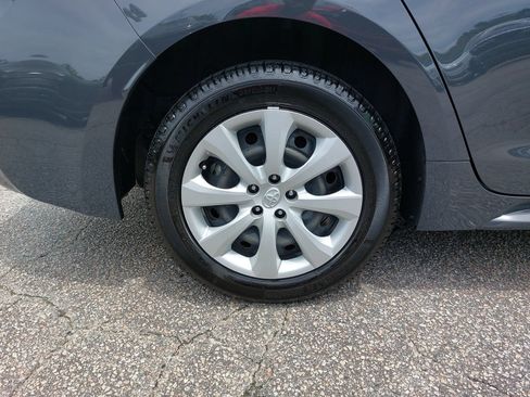 Used 2024 Toyota Corolla LE FWD image 34