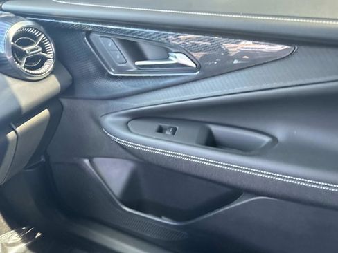 Used 2025 Chevrolet Blazer EV LT image 18