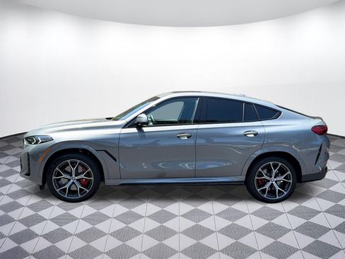 Used 2025 BMW X6 xDrive40i w/ Climate Comfort Package AWD/4WD image 2