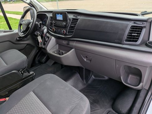 Used 2024 Ford Transit 250 Low Roof w/ Exterior Upgrade Package RWD image 12