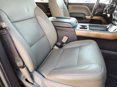 Used 2018 Chevrolet Silverado 1500 LTZ w/ Texas Edition image 12