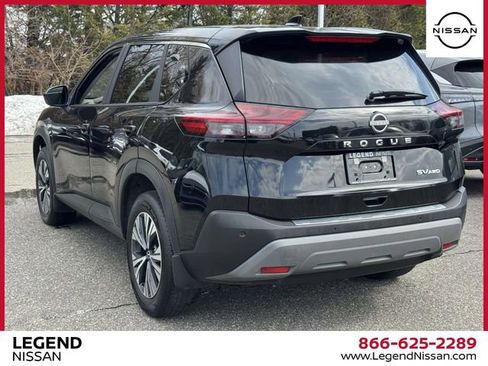 Used 2023 Nissan Rogue SV image 7