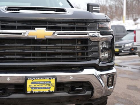Used 2025 Chevrolet Silverado 3500 LT w/ All Star Edition image 9
