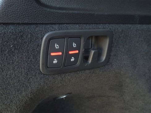 Used 2022 Audi Q7 3.0T Premium Plus w/ Premium Plus Package image 36