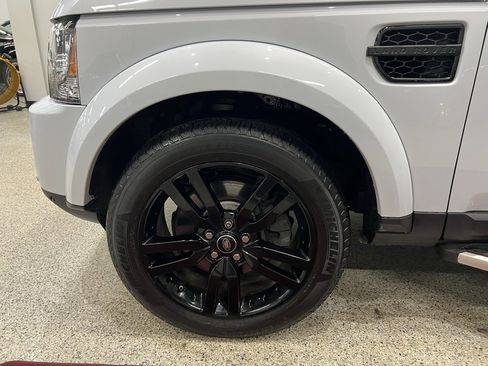 Used 2016 Land Rover LR4 HSE image 18