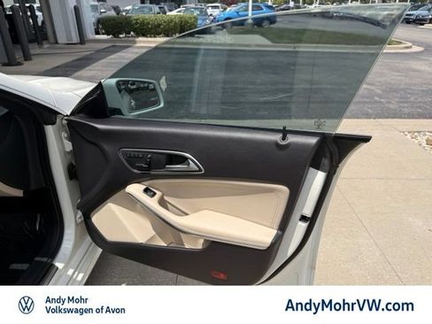 Used 2014 Mercedes-Benz CLA 250 image 16