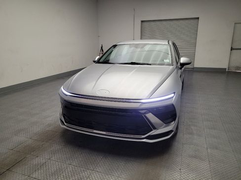 Used 2025 Hyundai Sonata SEL FWD image 15