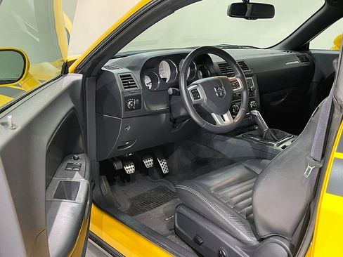 Used 2012 Dodge Challenger R/T RWD image 49