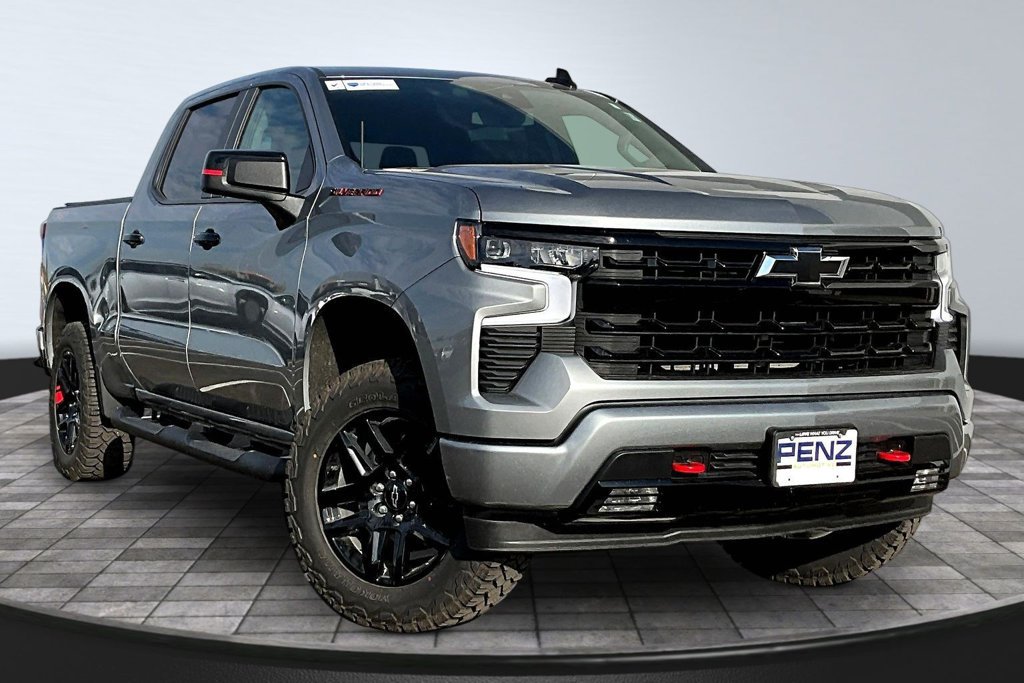 Used 2026 Chevrolet Silverado 1500 RST w/ Redline Edition AWD/4WD image 3