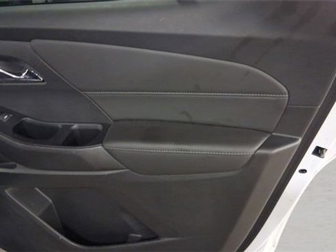 Used 2023 Chevrolet Traverse LT w/ LPO, Floor Liner Package image 17