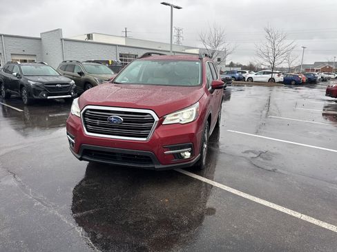 Used 2019 Subaru Ascent Limited image 3