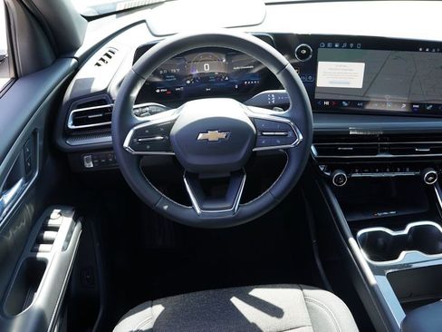 New 2026 Chevrolet Traverse LT w/ Driver Confidence Package image 13