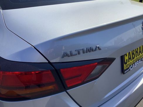 Used 2024 Nissan Altima 2.5 SR image 41