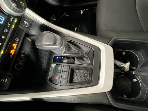 Used 2025 Toyota RAV4 XLE FWD image 25