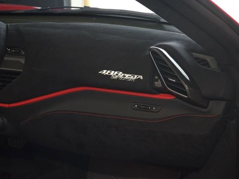 Used 2020 Ferrari 488 Pista Spider image 28