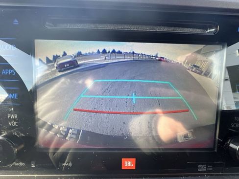 Used 2016 Toyota Tacoma TRD Off-Road image 15