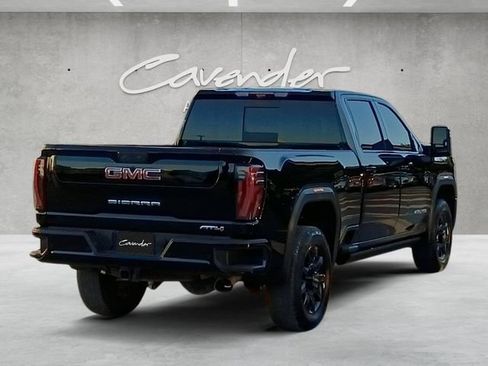 Used 2025 GMC Sierra 2500 AT4 w/ AT4 Premium Plus Package AWD/4WD image 16