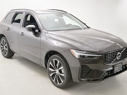 Certified 2025 Volvo XC60 B5 Plus AWD/4WD image 4
