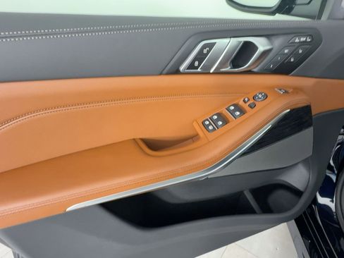 New 2026 BMW X7 M60i image 12