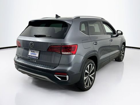 Used 2022 Volkswagen Taos SE image 5