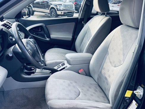Used 2012 Toyota RAV4 4WD image 9