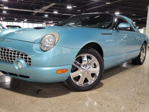 Used 2002 Ford Thunderbird RWD image 20
