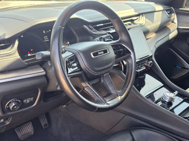 Used 2022 Jeep Grand Cherokee L Overland AWD/4WD image 7