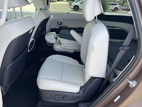 Used 2026 Hyundai Palisade Calligraphy FWD image 10