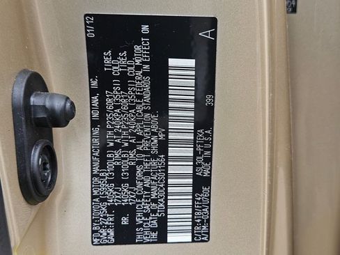 Used 2012 Toyota Sienna FWD image 16