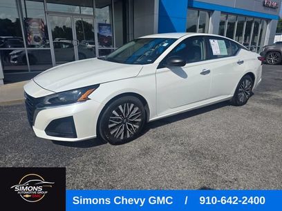 Used 2024 Nissan Altima 2.5 SV