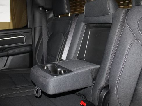 New 2026 RAM 1500 4x4 Crew Cab image 29