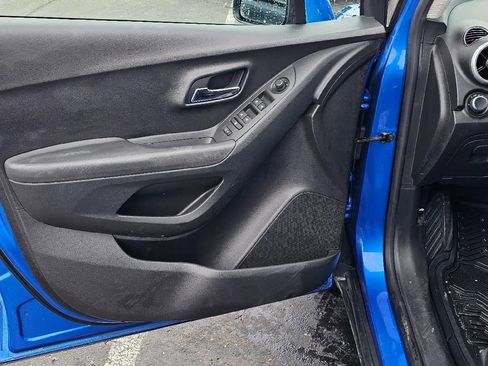 Used 2016 Chevrolet Trax LS image 8