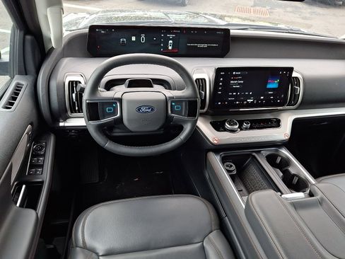 Certified 2025 Ford Expedition Max Active AWD/4WD image 13